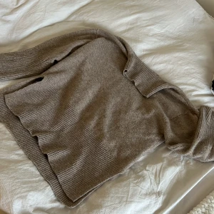 Stickad tröja - Superfin stickad tröja från gina storlek S