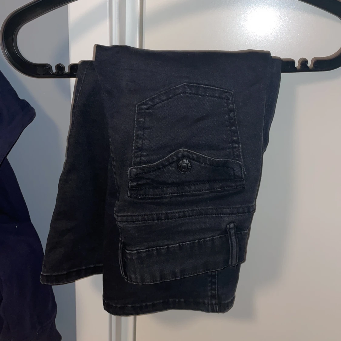 Svarta bootcut jeans från 157