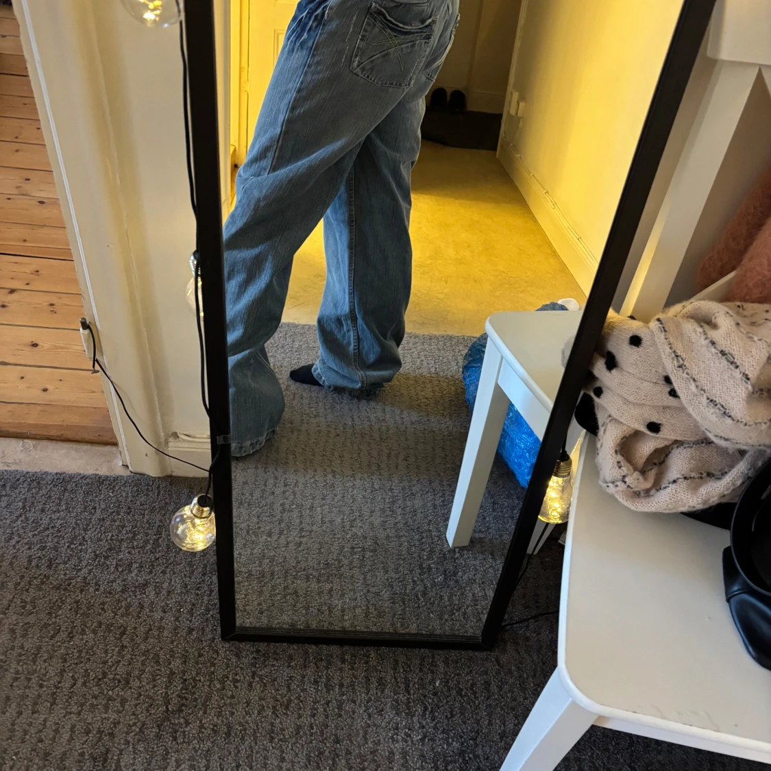 Blå jeans med vida ben - 91