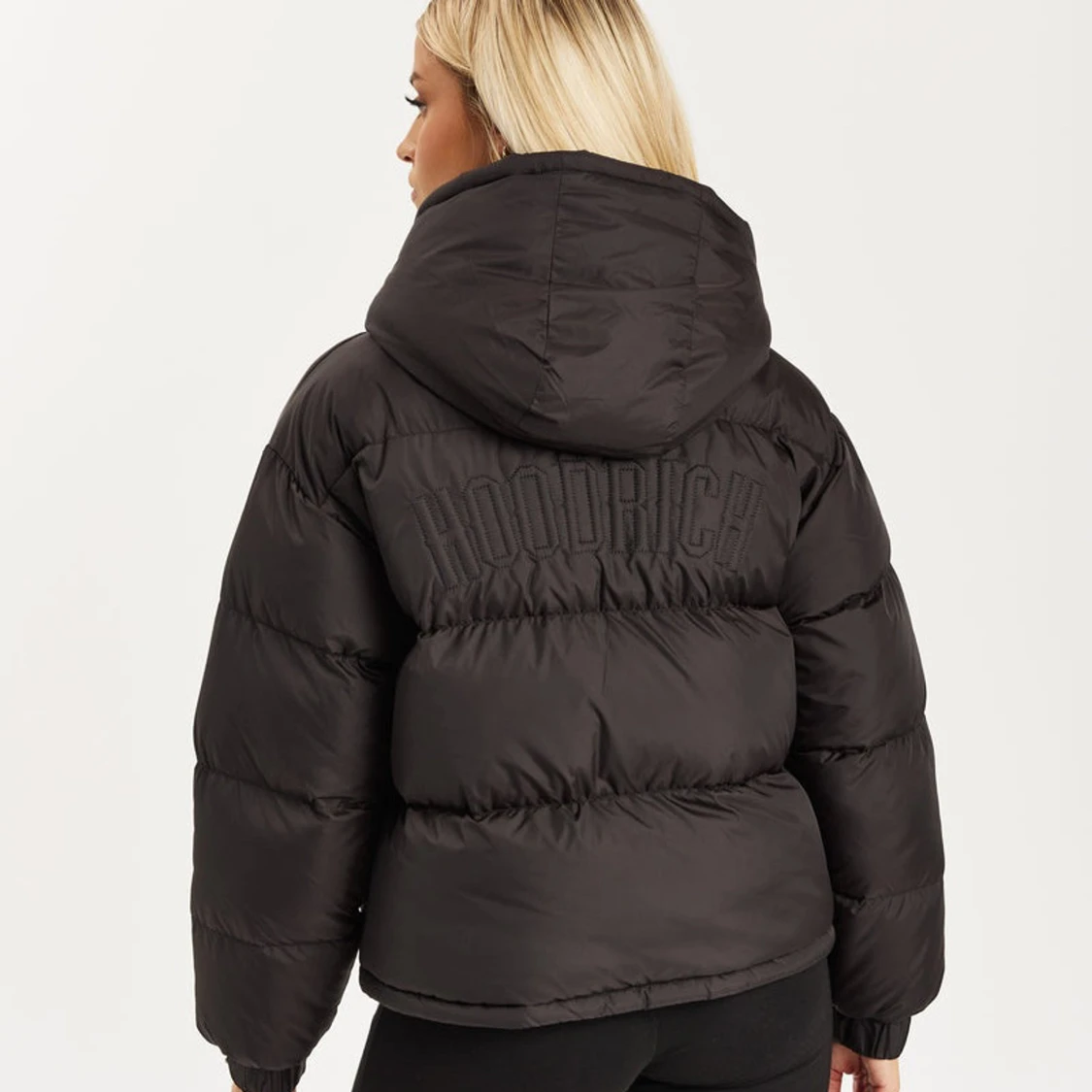 Svart pufferjacka från Hoodrich - 90