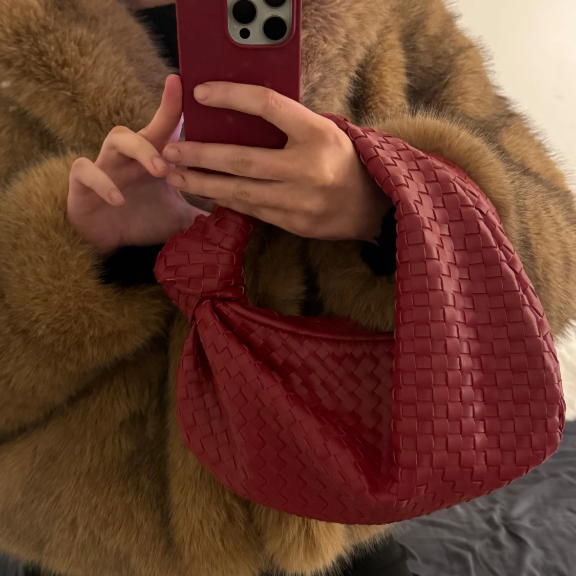 Röd flätad handväska - 90