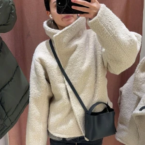 Teddy jacka - Såå fin jacka från Gina, i fint skick 💗