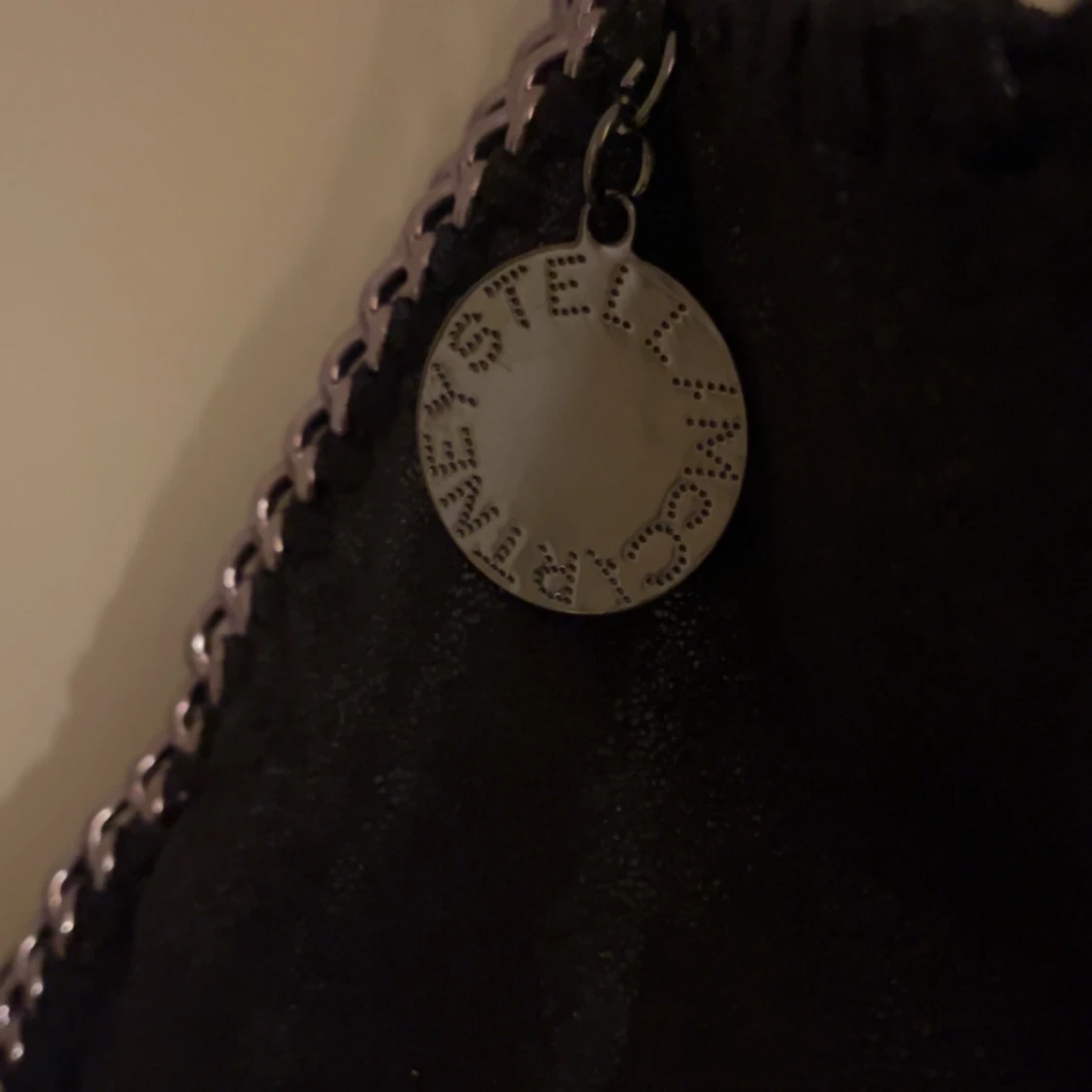 Svart axelväska från Stella McCartney - 91