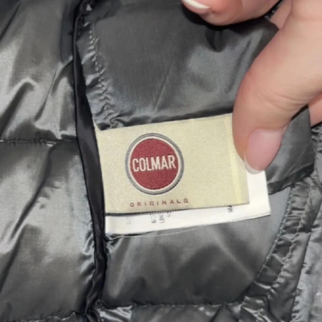 Svart dunjacka från Colmar - 92