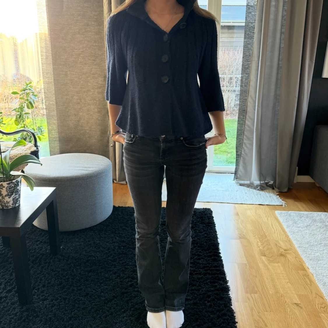 Mörkblå kofta med knappar - 91