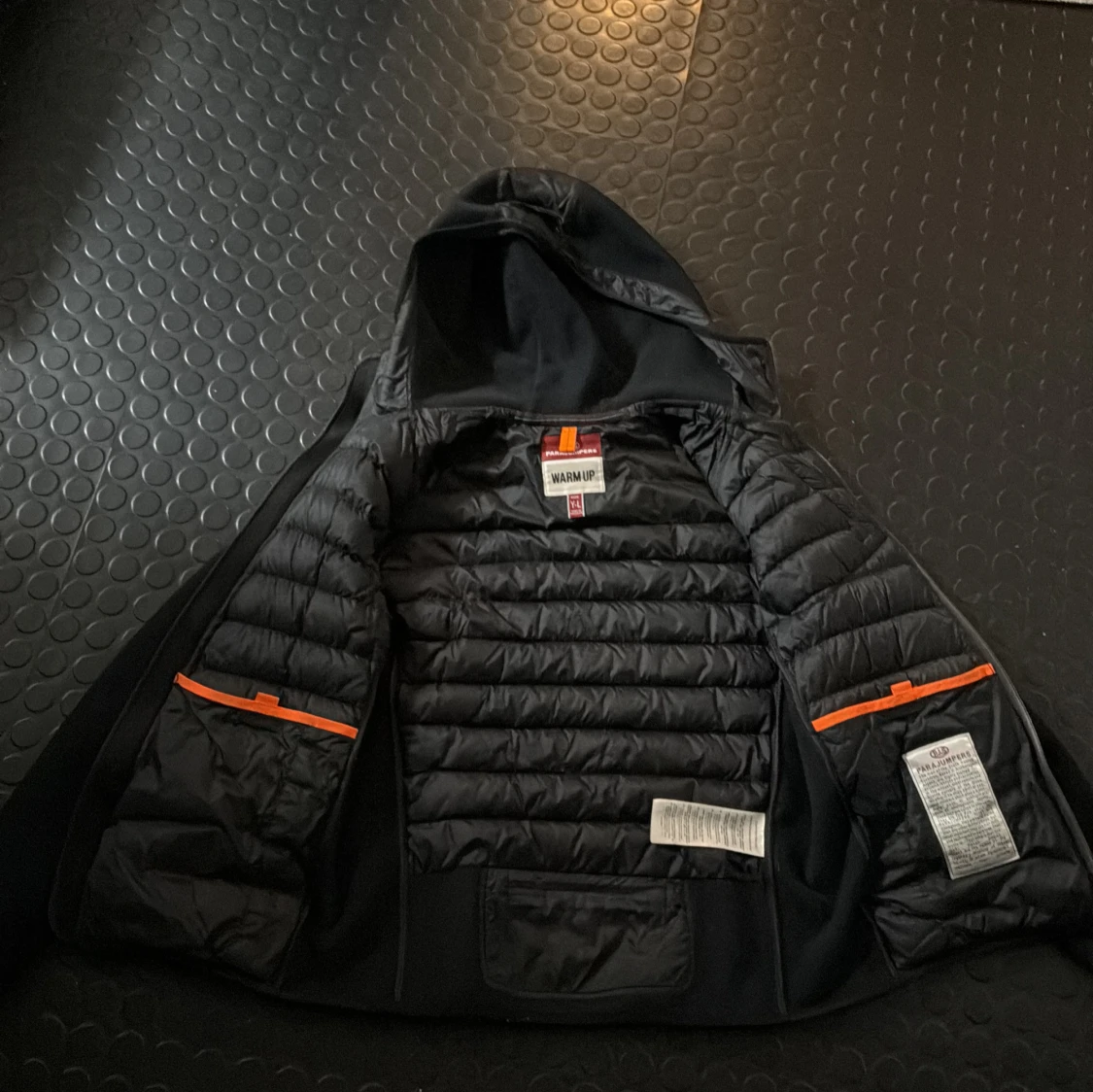 Svart pufferjacka från Parajumpers - 91