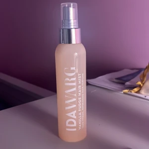 Ida warg - Helt ny Ida warg hair mist som doftar vanilj fudge. Köpt från Lyko för 199kr.