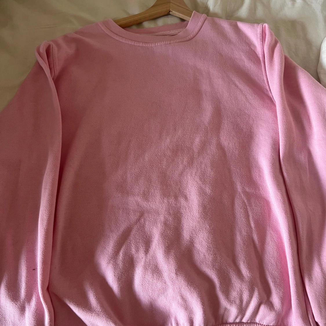Basic rosa sweater