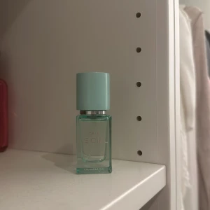 Caia parfym  - Liten Caia parfym inte alls använt mycket nästan helt full . Doften LE CIEL