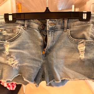 Jeans shorts super sköna 