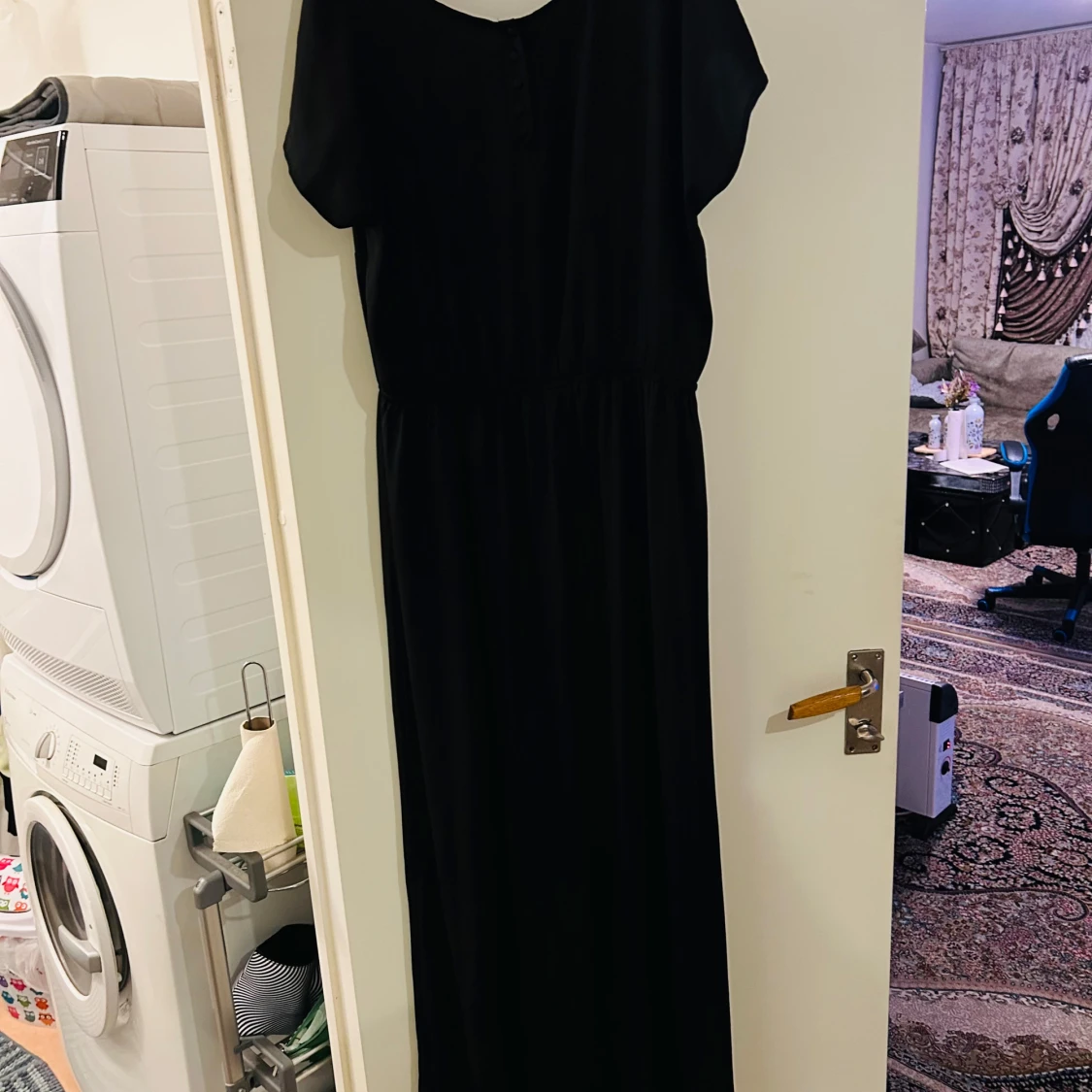 Svart långklänning