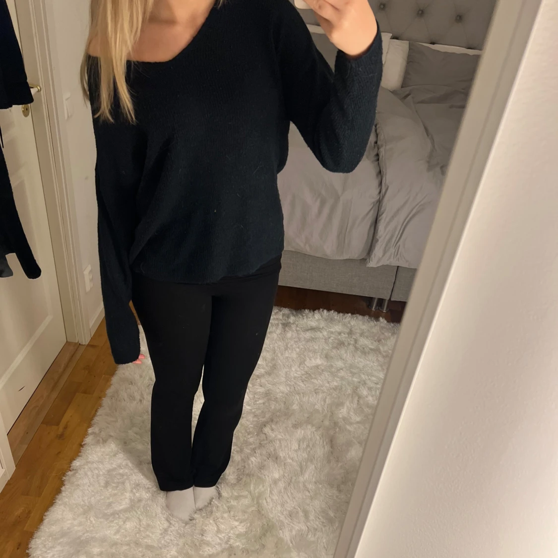 Of shoulder/u ringad stickad tröja - 90