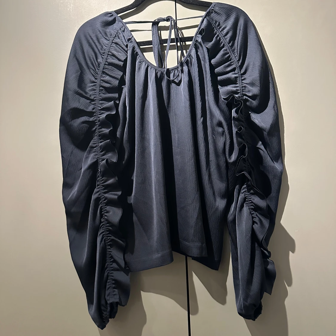 Blus med volanger från 2NDDAY - 90