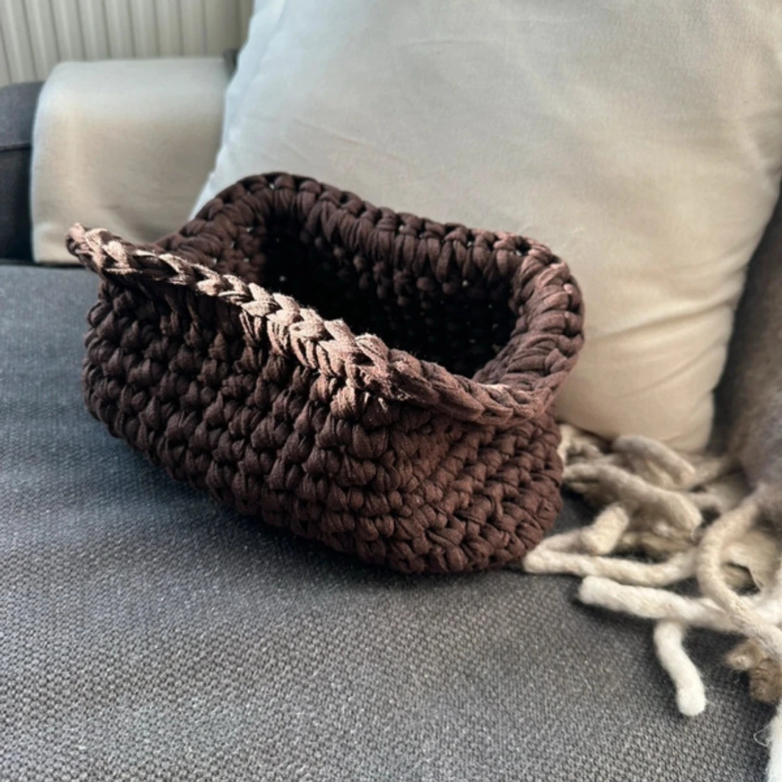 Brun virkad väska - 90