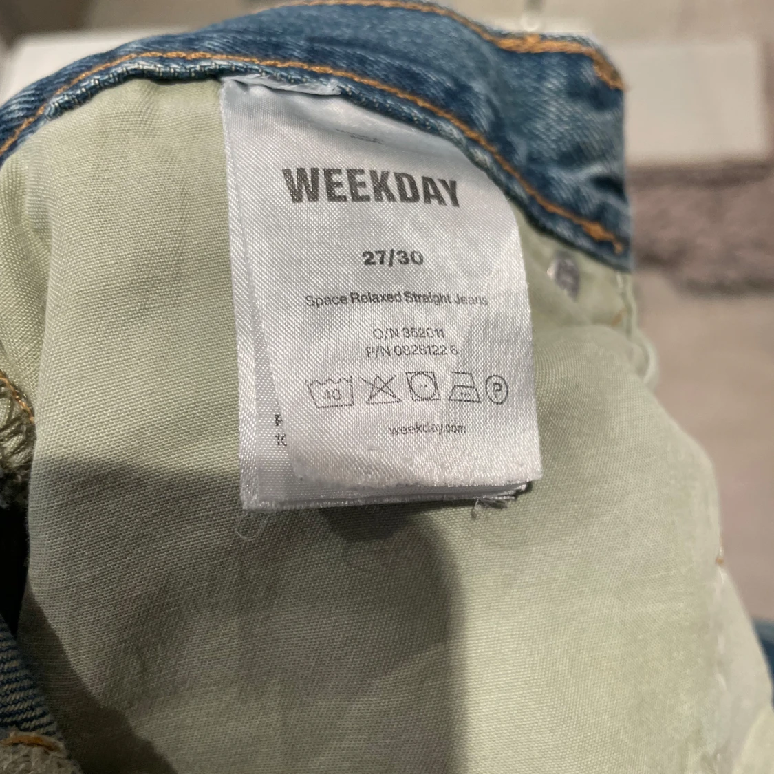 Blå jeans från Weekday - 91