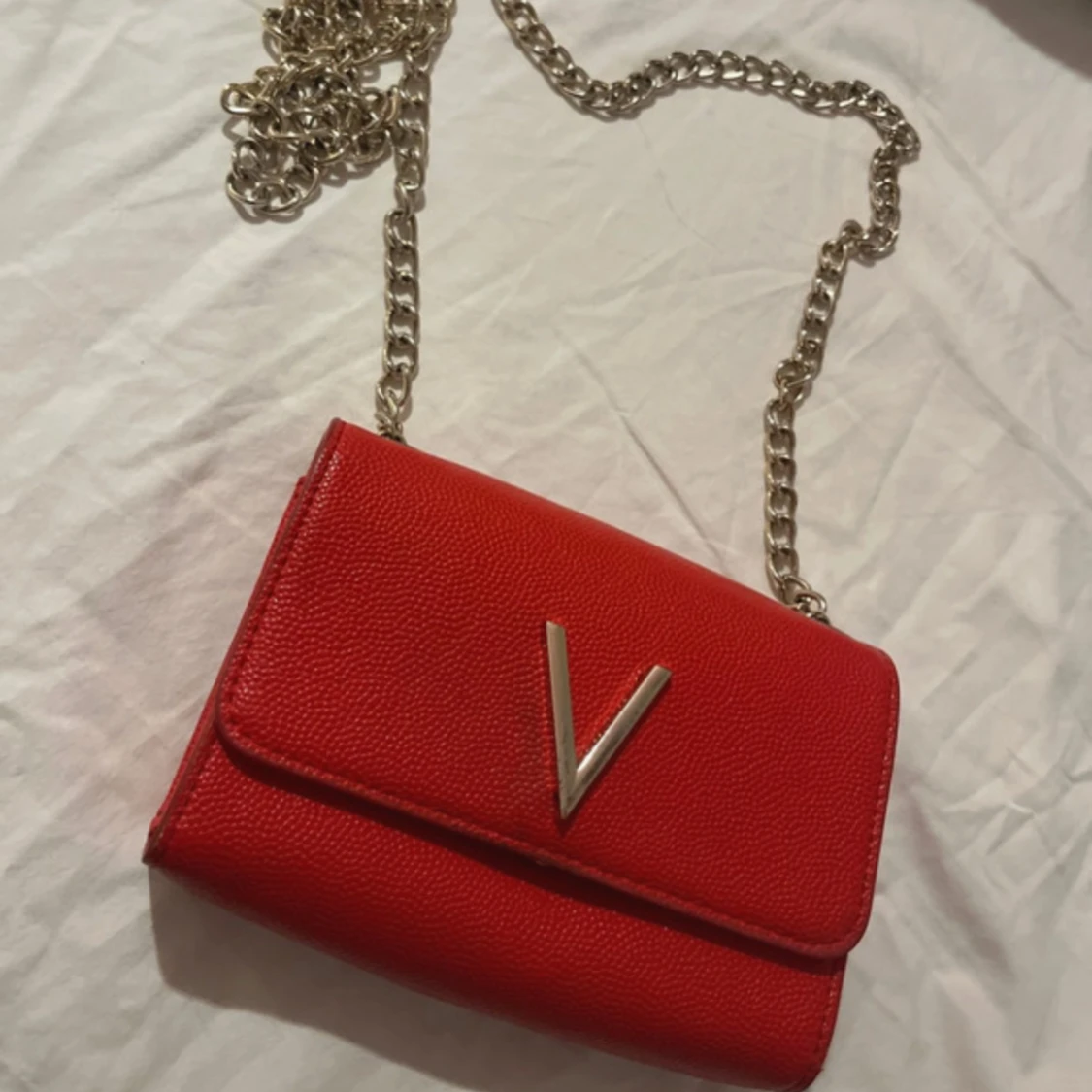 Röd axelväska från Valentino - 91