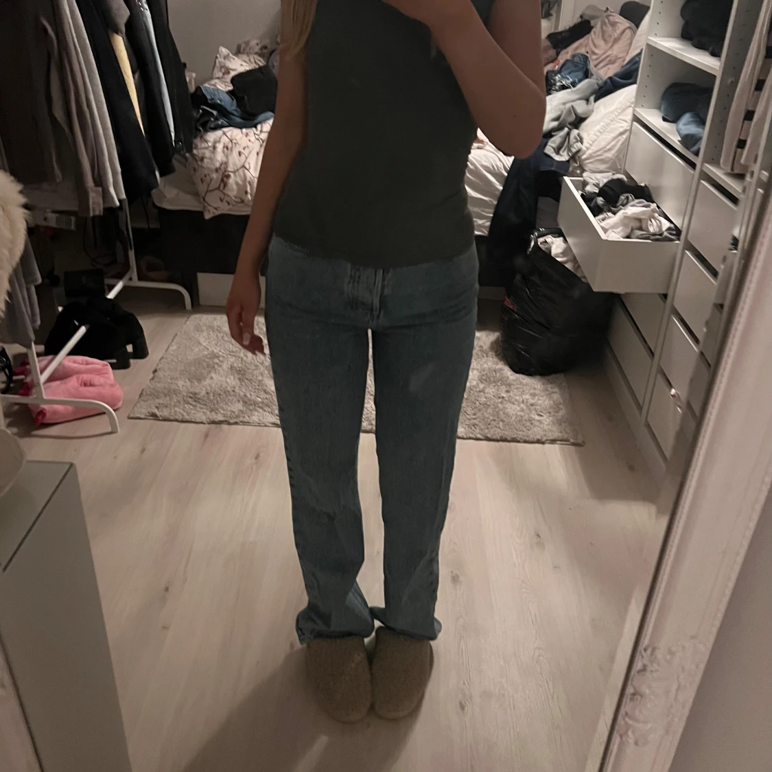 Blå jeans i normal passform - 90