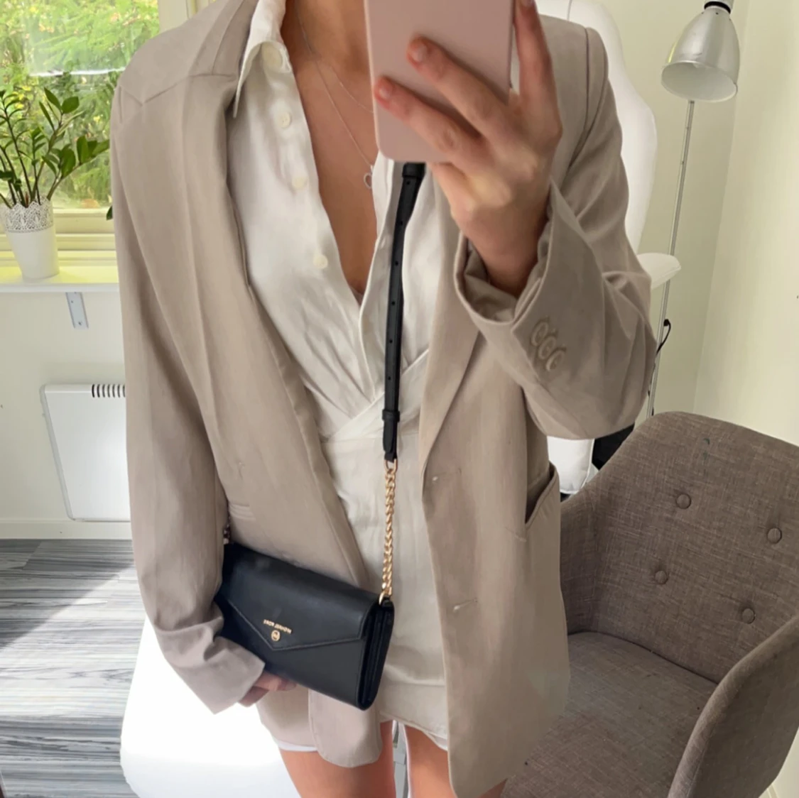 Vit omlottklänning från Zara