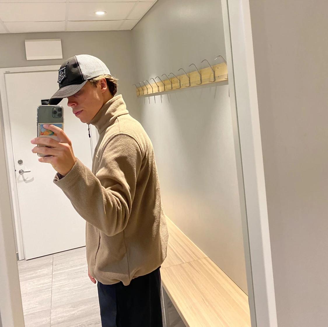 Beige fleecejacka med dragkedja - 90