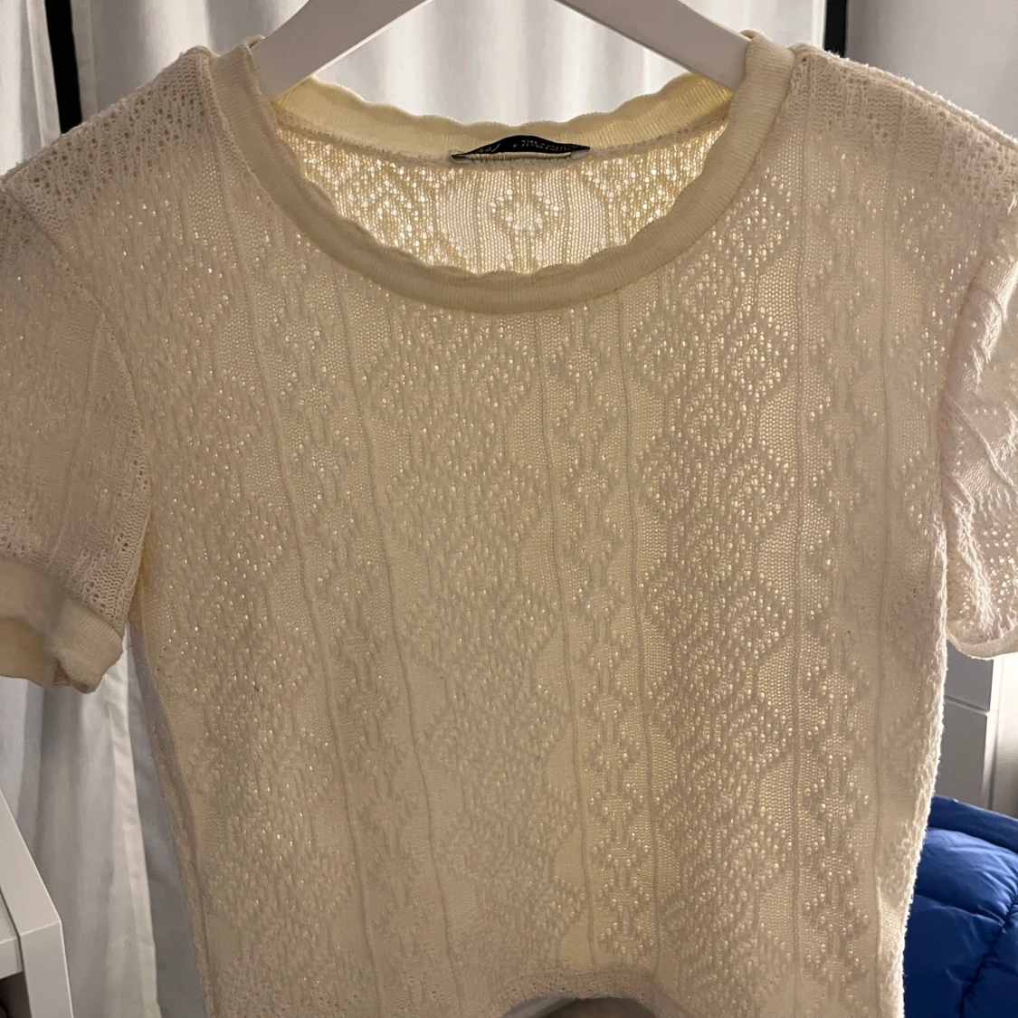 Vit stickad topp från Zara - 90