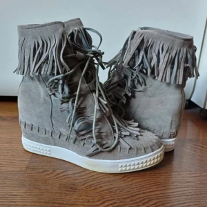 Fransskor - Säljer nu mina jättefina fransskor!