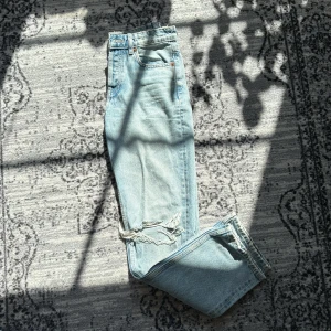 Zara jeans - Fina zara jeans i nyskick!❤️