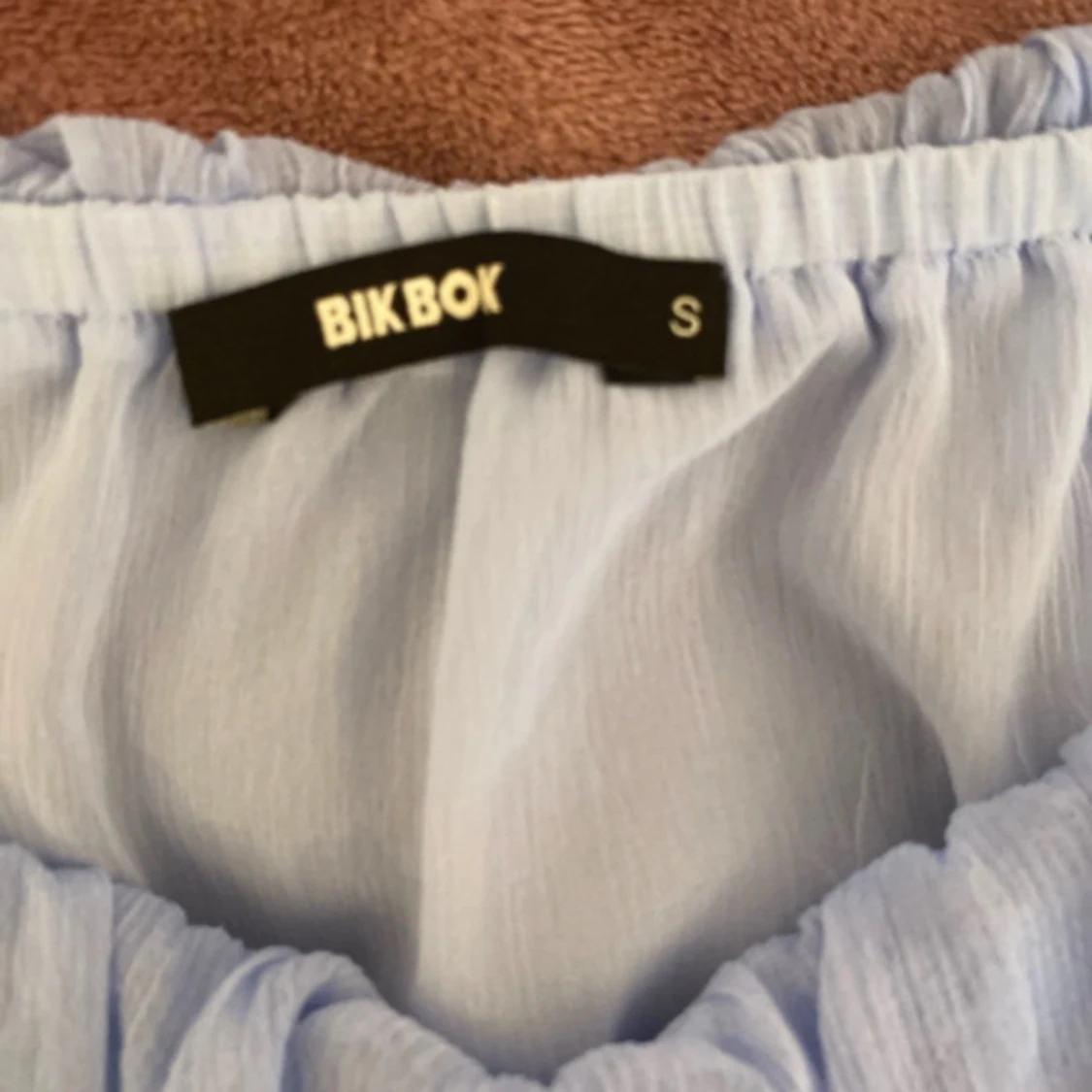 Ljusblå off-shoulder topp - 90