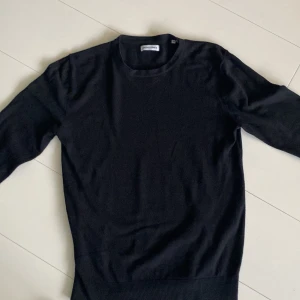 Jack and Jones stickad tröja - Skick 8,5/10 använda fåtals gånger