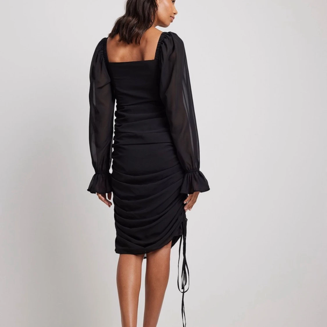 svart klänning NAKD - 91