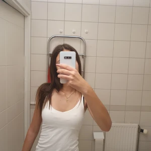 lager 157 linne - bra skick, knappt använd så inga defekter