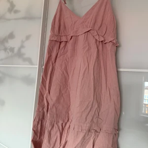 Klänning  - Sommarklänning 