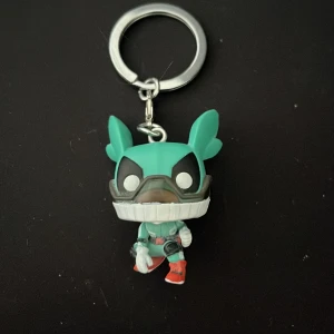  deku pop figure keychain - Inga skador, officiell från funko pop
