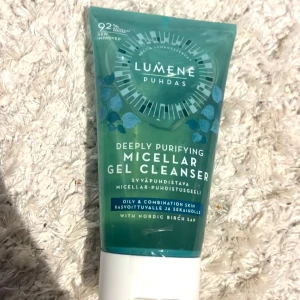 Lumene  - Lumene cleanser ny med tejp