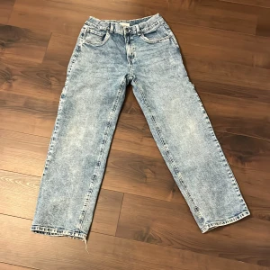 blå jeans från lindex - 7/10 skick lite baggy