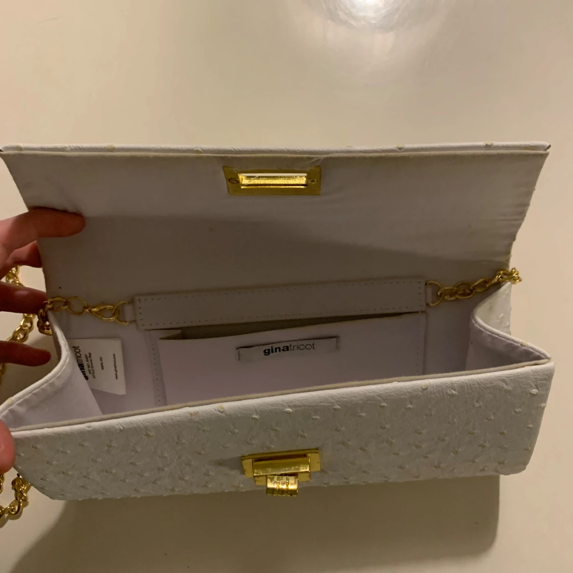 Vit väska med prickar - 90