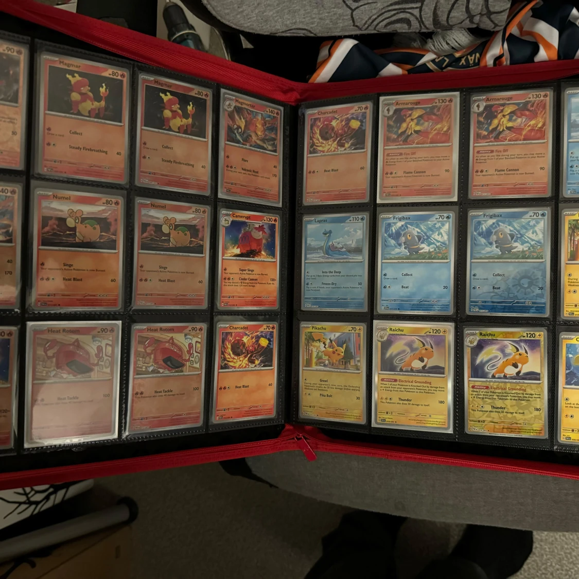 Paldean Fates - Pokemon - Komplett bas set - common, reverse holo, holo, ex