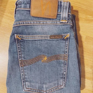 Nudie Jeans - Kvinnors Nudie jeans, low waist och skinny. Tvecka inte skriva till mig💞🌟