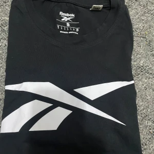 Reebok T.shirts - Helt i fint skick och användas en gång