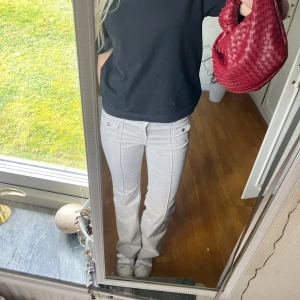 Lågmidjade jeans  - Lågmidjade jeans  Supersnygga!! 💘