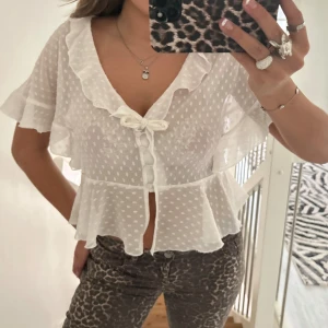 zara volangtopp - en vit volangtopp från zara