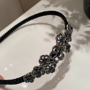 Diadem med blommor - Alldrig använd