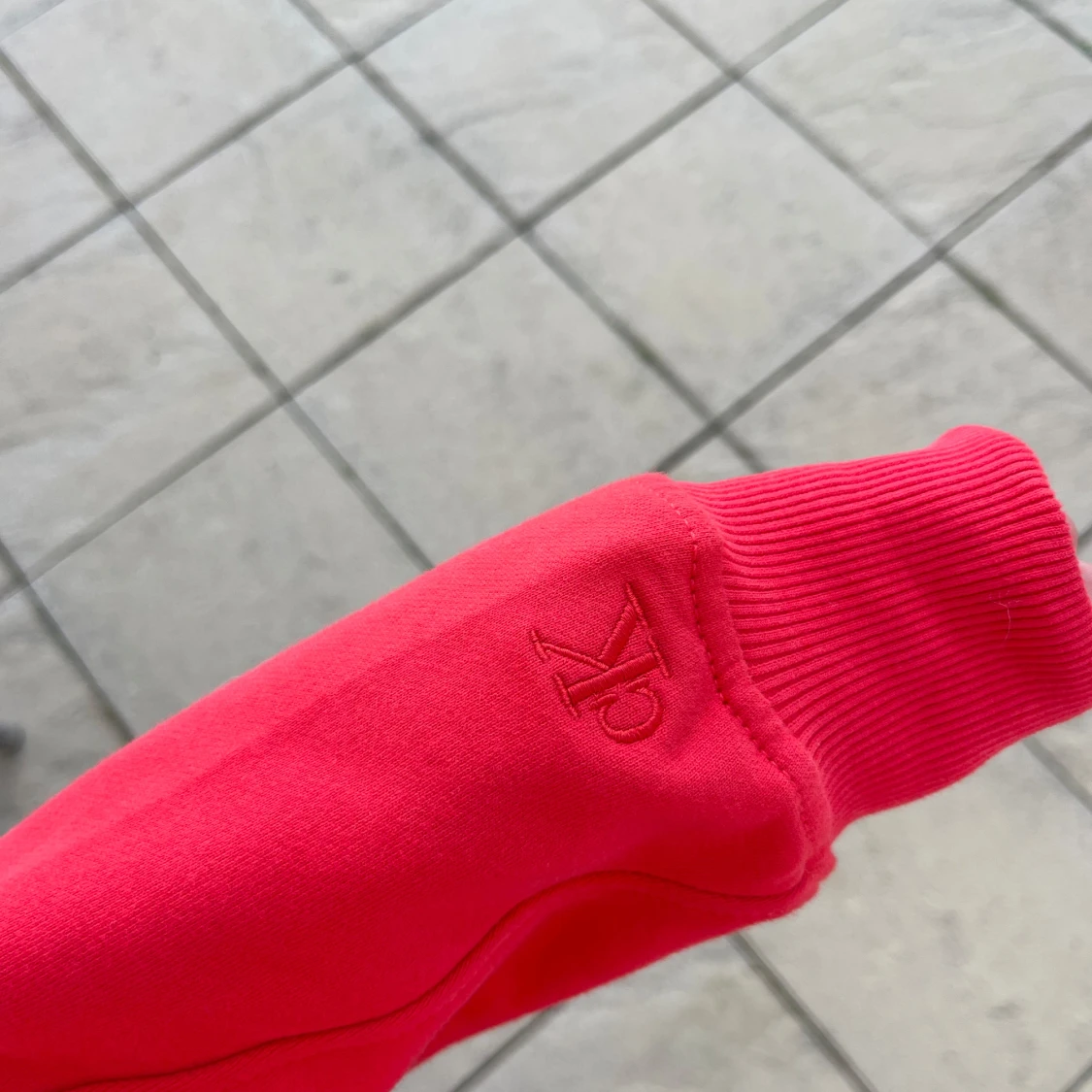 Röd croppad tröja från Calvin Klein - 92