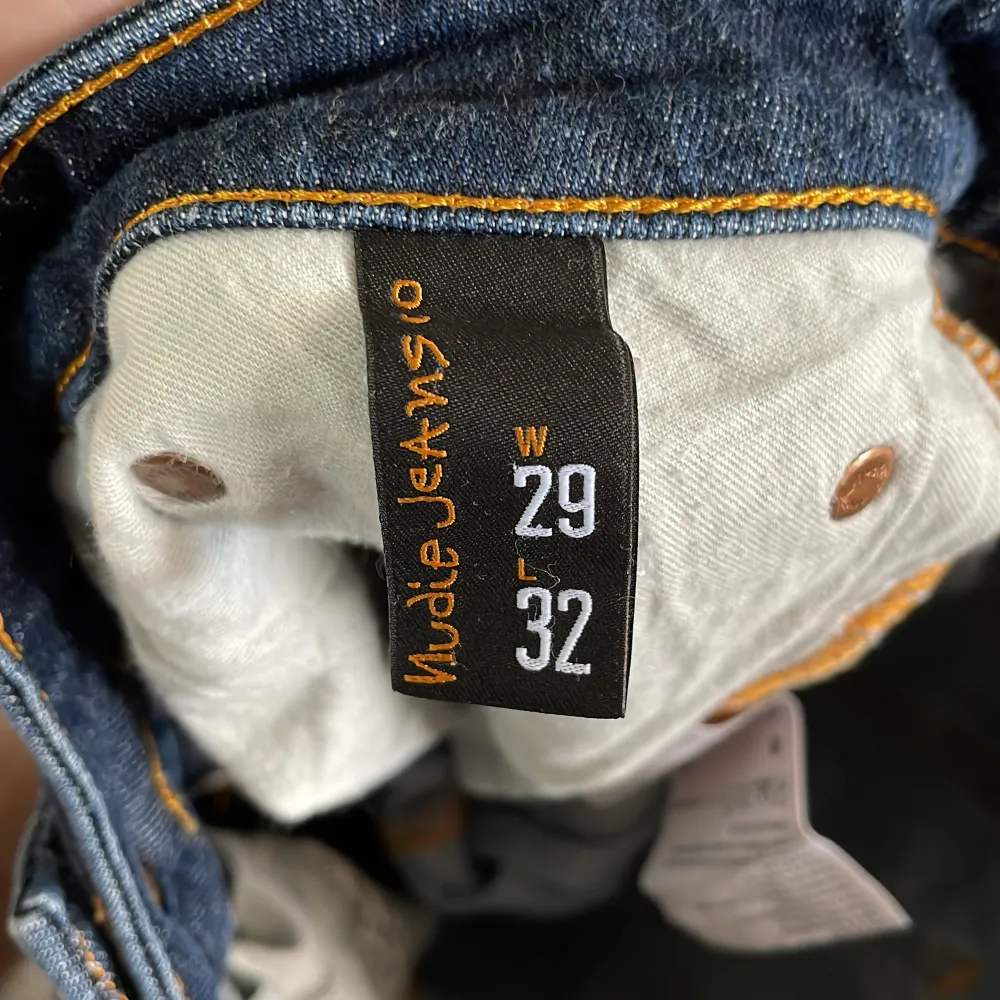 Tja, säljer nu dessa snygga nudie jeans, nypris ca 1600kr.✨🥂 1-2 dagars frakt med instabox eller PostNord!🤝✅. Jeans & Byxor.