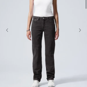 Jeans  - Fina jeans från weekday. 