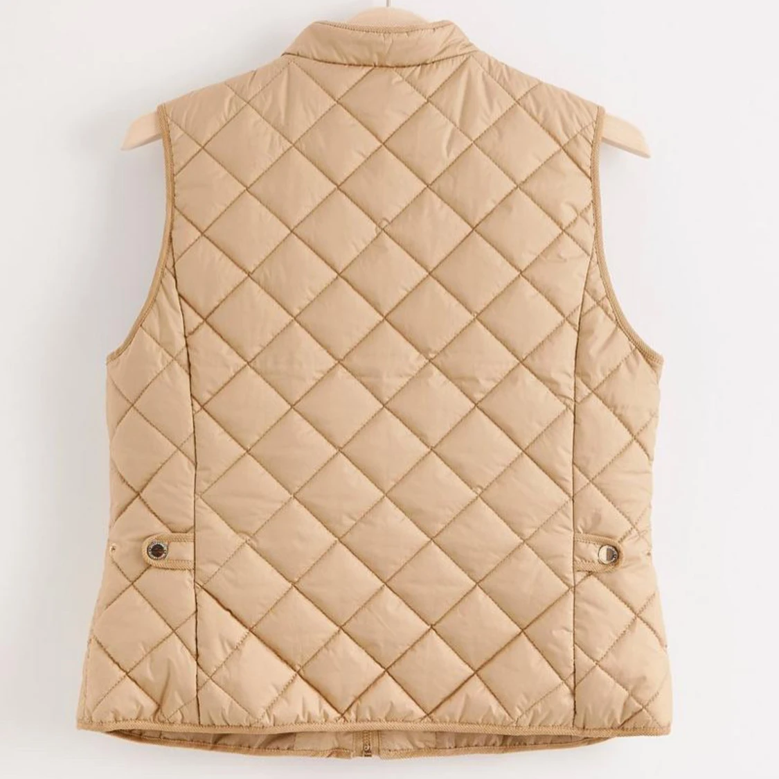 Beige quiltad väst från Daily Ritual - 90