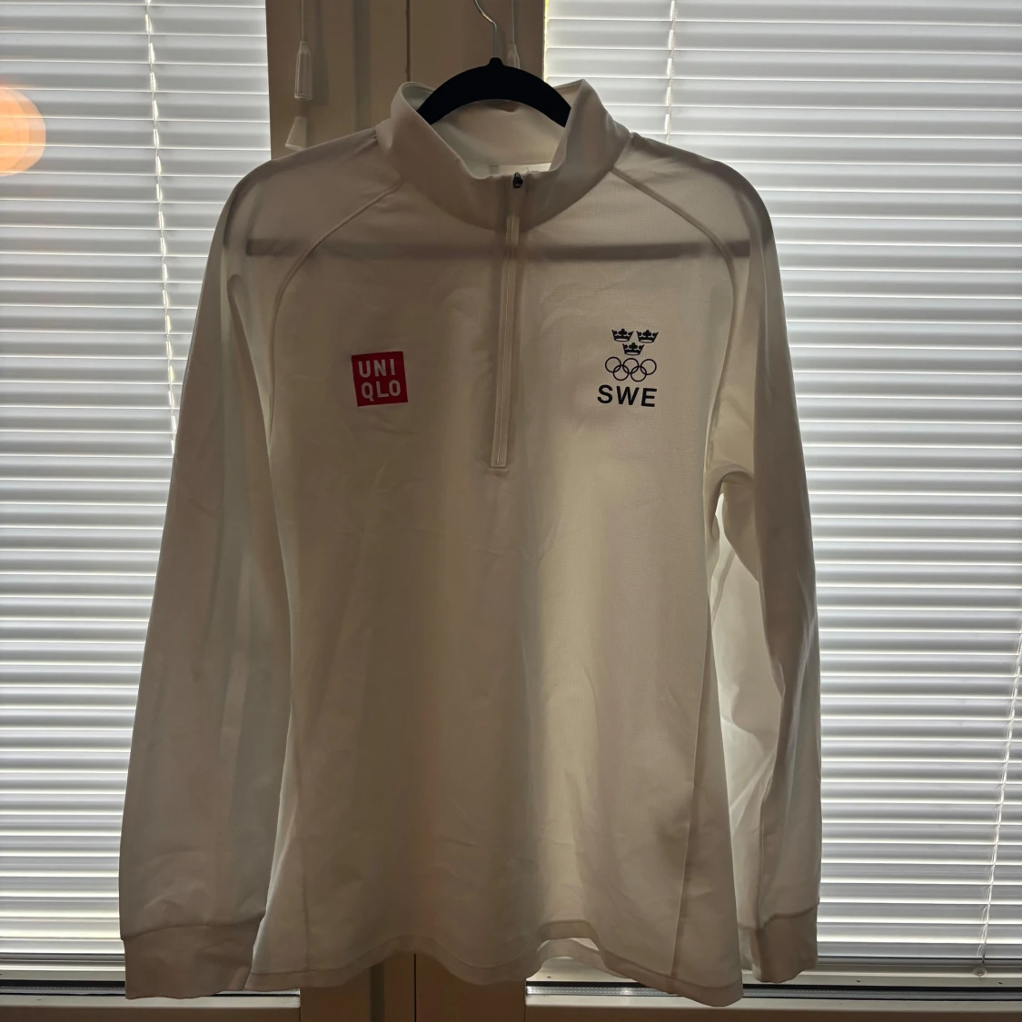Uniqlo SWE Olympic tröja 