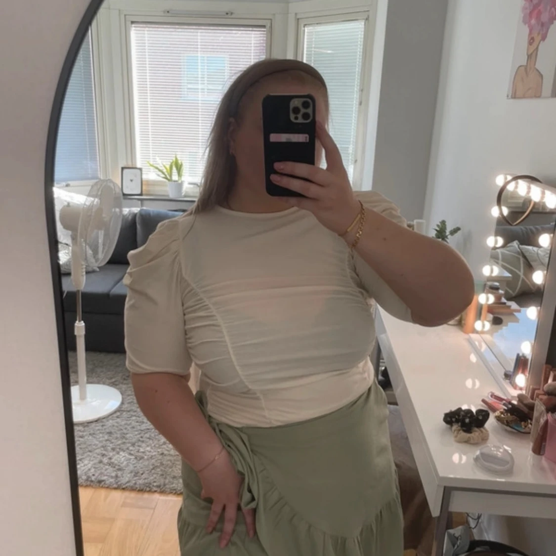 Topp med puffärm - 90