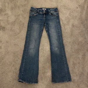 Gina jeans😻😻😻 - Super snygga jeans från Gina Tricot😻Skriv om frågor❤️