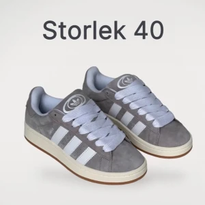 Skor  - Fynda ett par nya & oanvända Adidas Campus - Grey Gum i storlek 40 till ett bra pris!