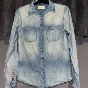 Ralph Lauren - Riktigt fet ralph lauren (denim suply) jeansskjorta. Passar som storlek S. Inte använd mycket alls.
